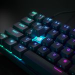apex-pro-mini-tech-productroom-focus-fulllsize
